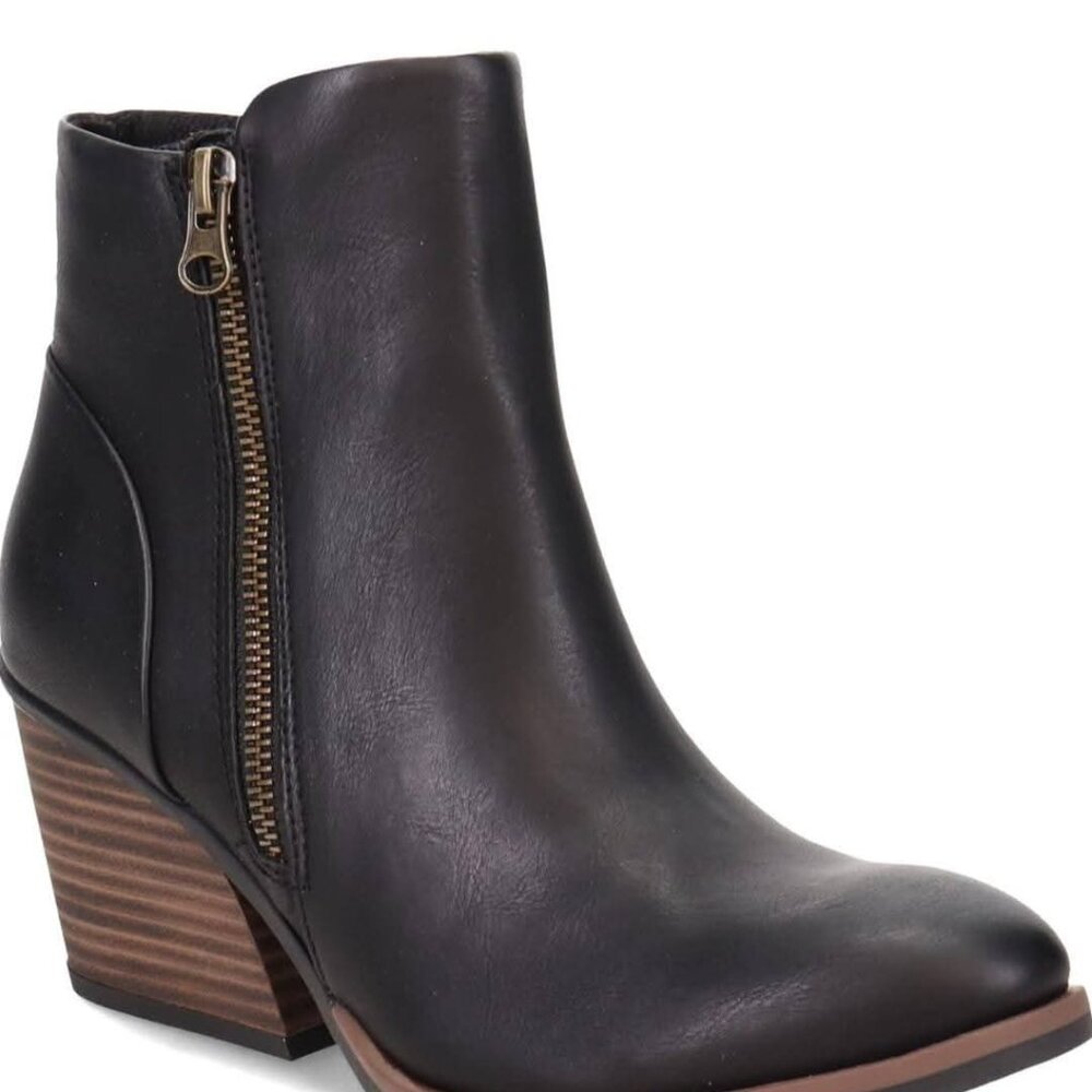 NEW KORKS Women's Hattie Black 9 B(M) US